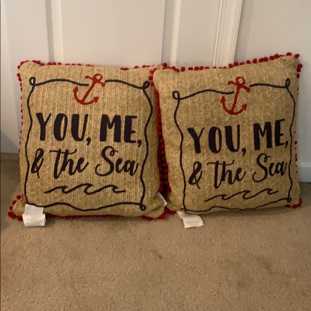 Outdoor burlap pillows. Never used.
